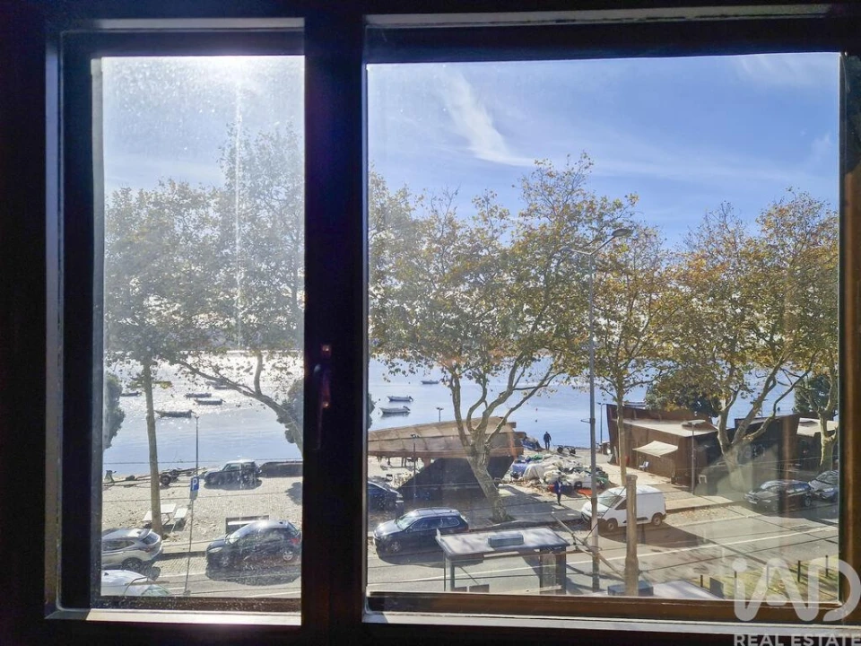 Apartamento T2 para Arrendamento em Aldoar, Foz do Douro e Nevogilde Foto 1