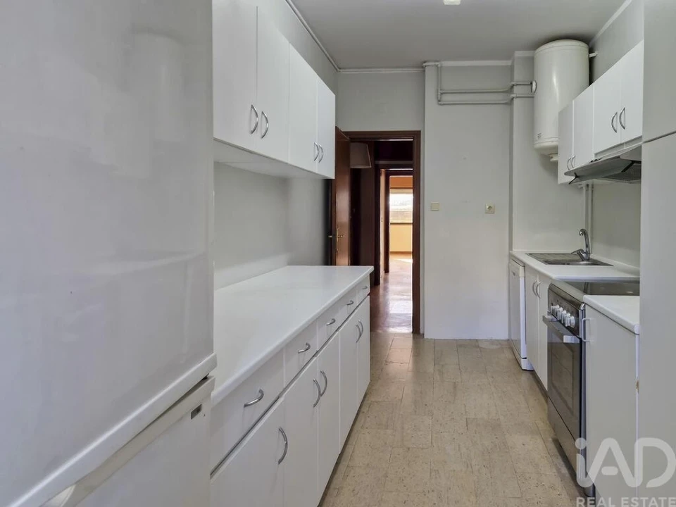 Apartamento T2 para Arrendamento em Aldoar, Foz do Douro e Nevogilde Foto 18