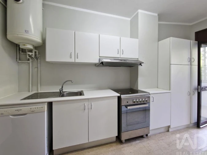 Apartamento T2 para Arrendamento em Aldoar, Foz do Douro e Nevogilde Foto 15