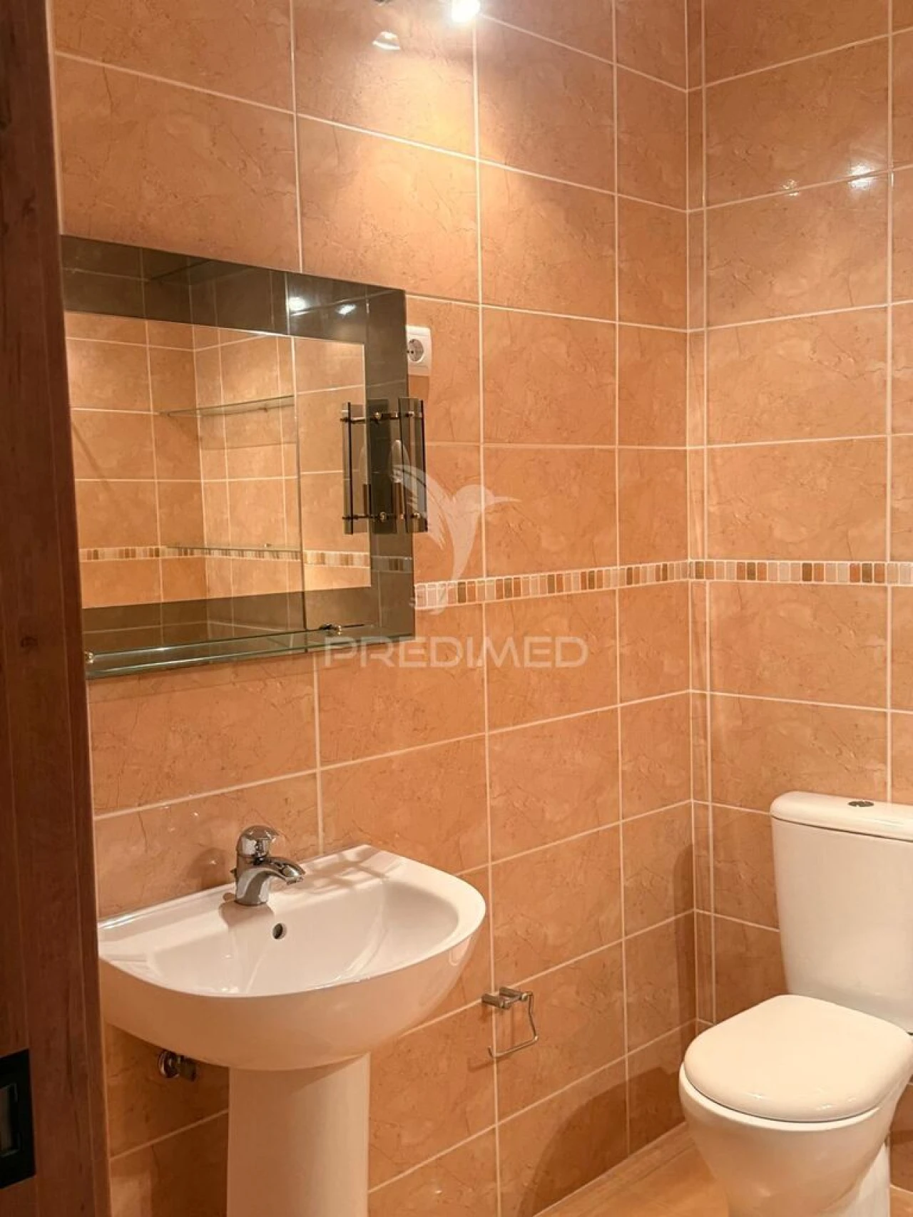 Moradia T3 para Venda em Vilarinho dos Freires Foto 12