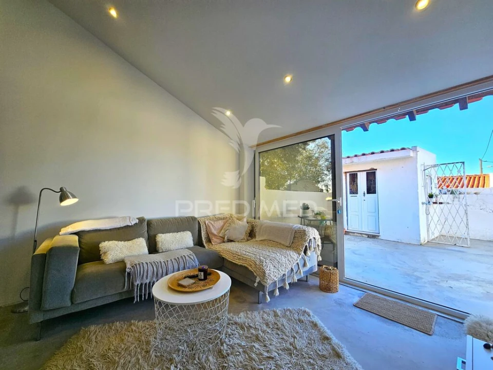 Moradia T2 para Venda em Santa Barbara de Padrões Foto 4