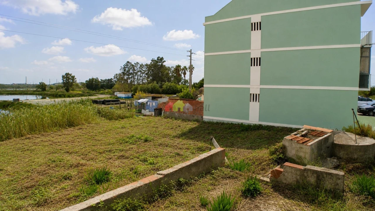 Terreno para Venda em Sado Foto 20