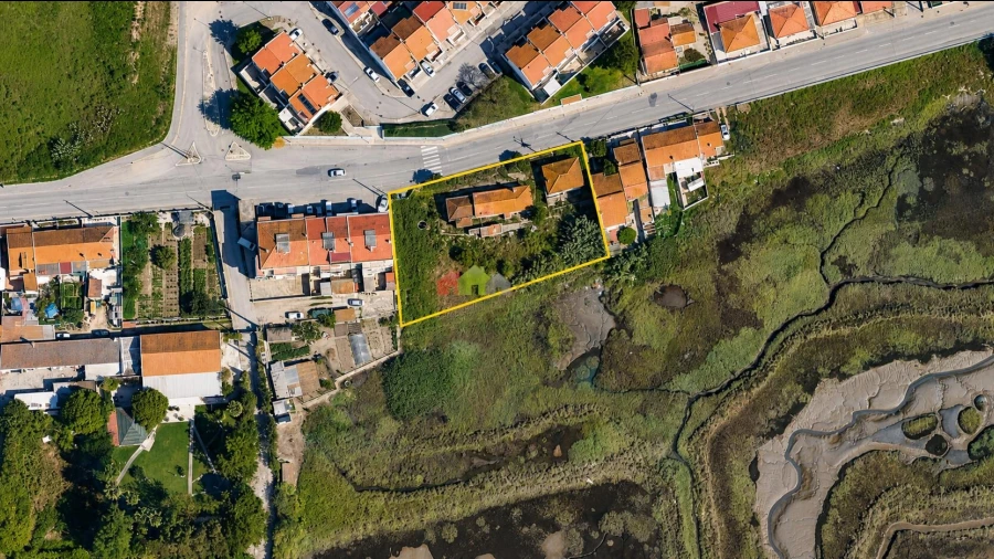 Terreno para Venda em Sado
