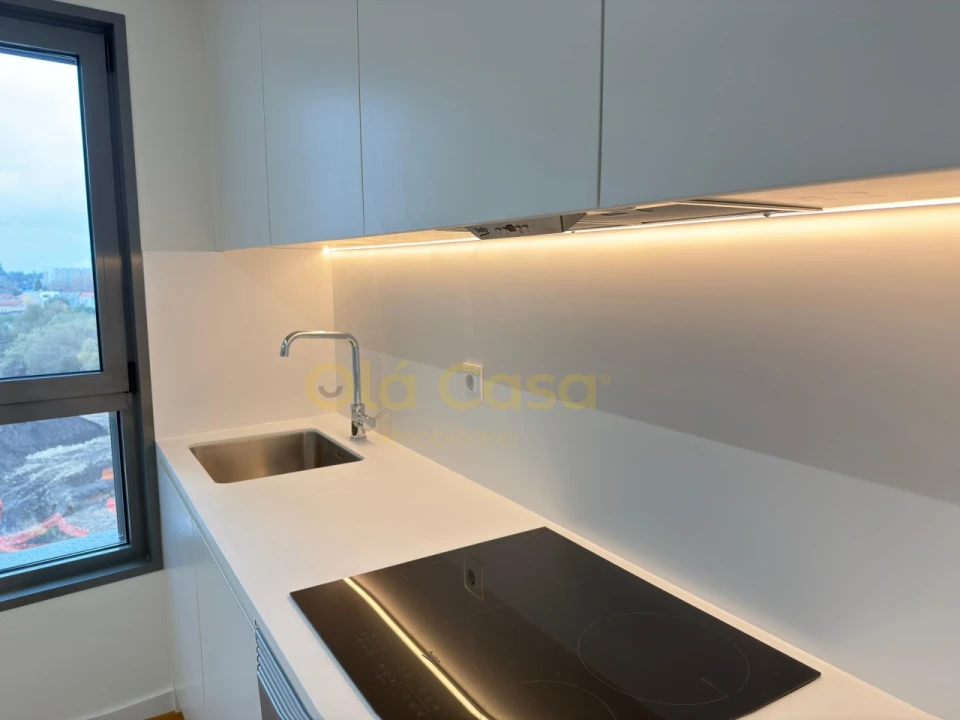 Apartamento T2 para Venda em Paranhos Foto 4