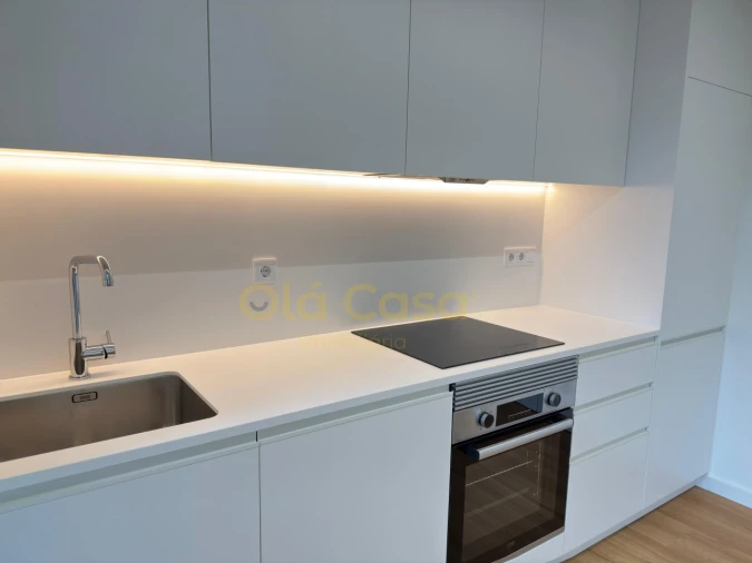 Apartamento T2 para Venda em Paranhos Foto 5