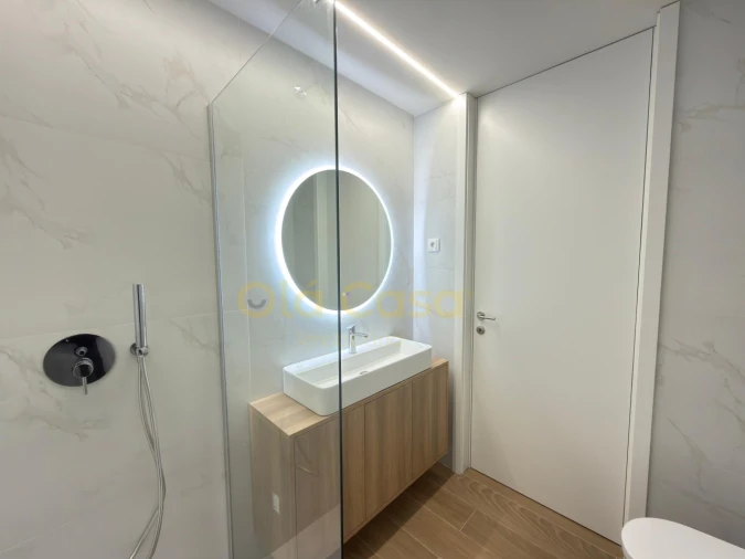 Apartamento T2 para Venda em Paranhos Foto 14