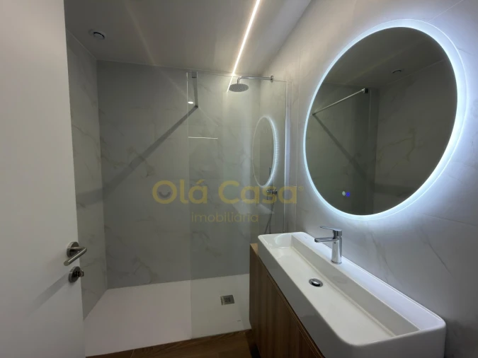 Apartamento T2 para Venda em Paranhos Foto 17