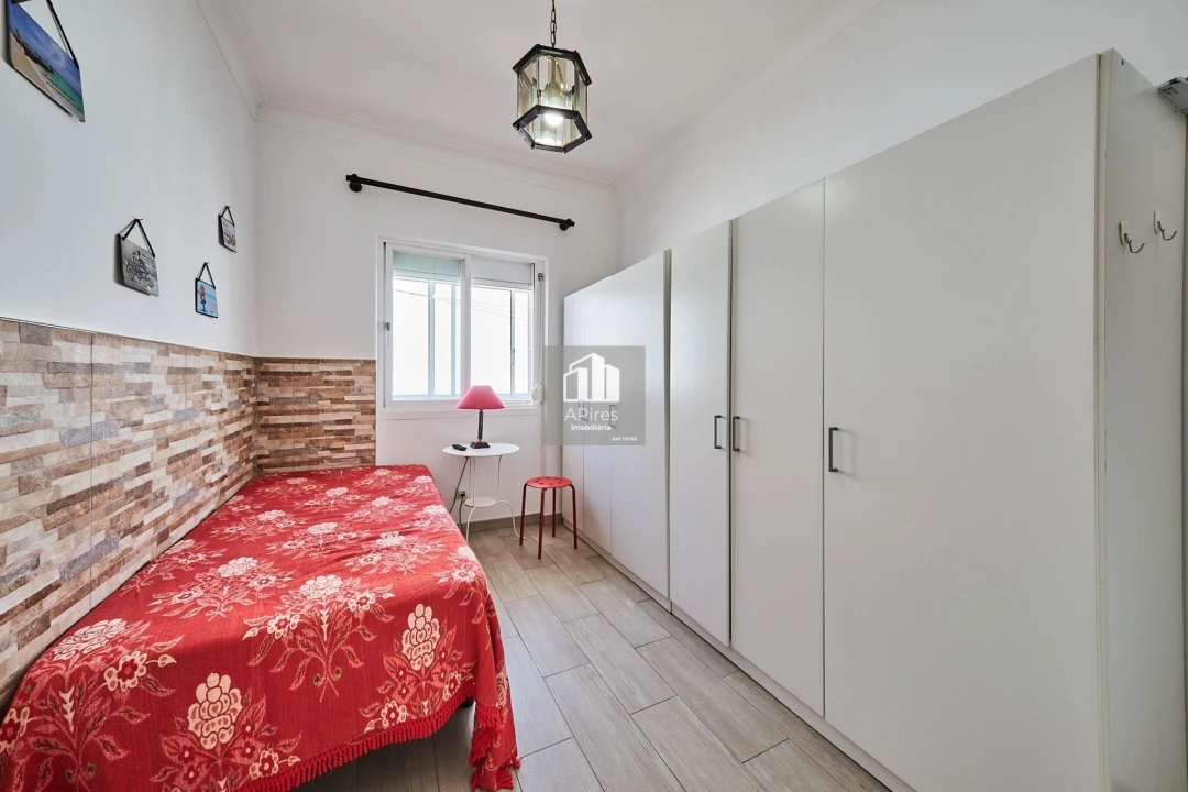 Apartamento T3 para Venda em Costa da Caparica Foto 15