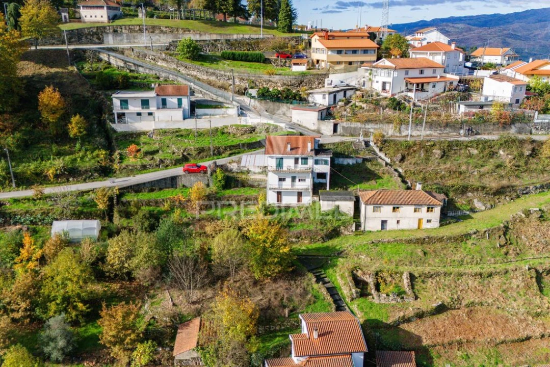 Moradia T3 para Venda em Salvador e Santo Aleixo de Além-Tâmega Foto 9