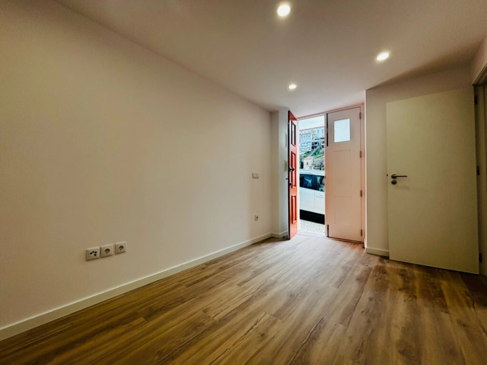 Apartamento T1 para Venda em São Martinho do Bispo e Ribeira de Frades Foto 5
