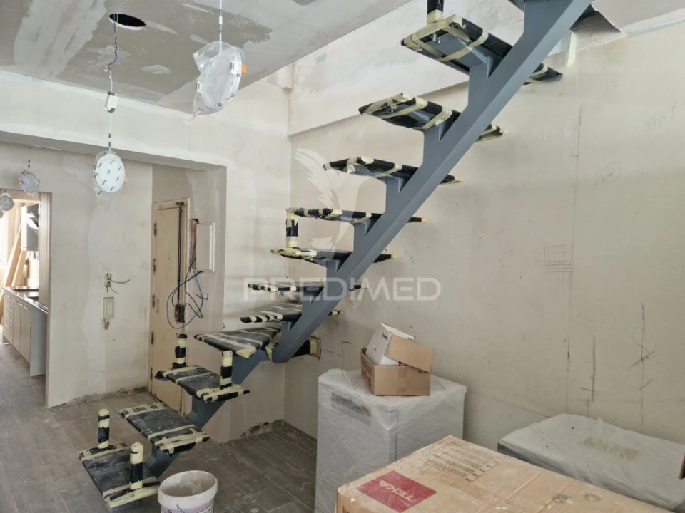 Apartamento T3 para Venda em Costa da Caparica Foto 16