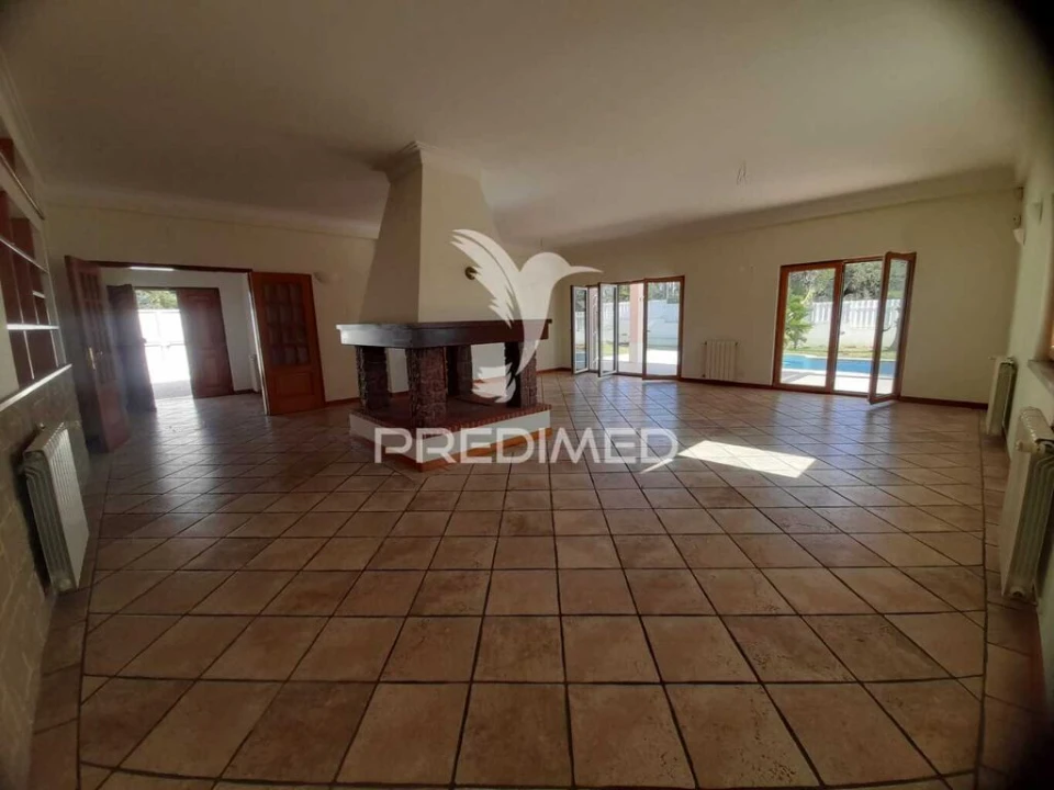 Moradia T5 para Venda em Sesimbra (Castelo) Foto 9