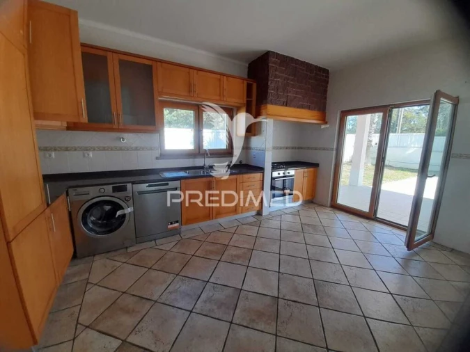 Moradia T5 para Venda em Sesimbra (Castelo) Foto 10