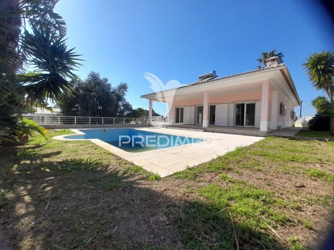 Moradia T5 para Venda em Sesimbra (Castelo) Foto 5