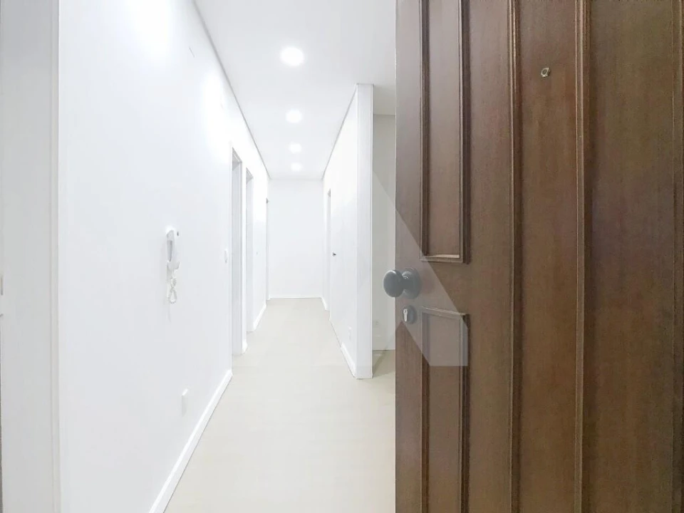 Apartamento T3 para Venda em Ovar, São João, Arada e São Vicente de Pereira Jusã Foto 2