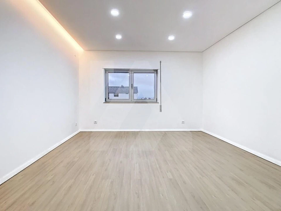 Apartamento T3 para Venda em Ovar, São João, Arada e São Vicente de Pereira Jusã Foto 8