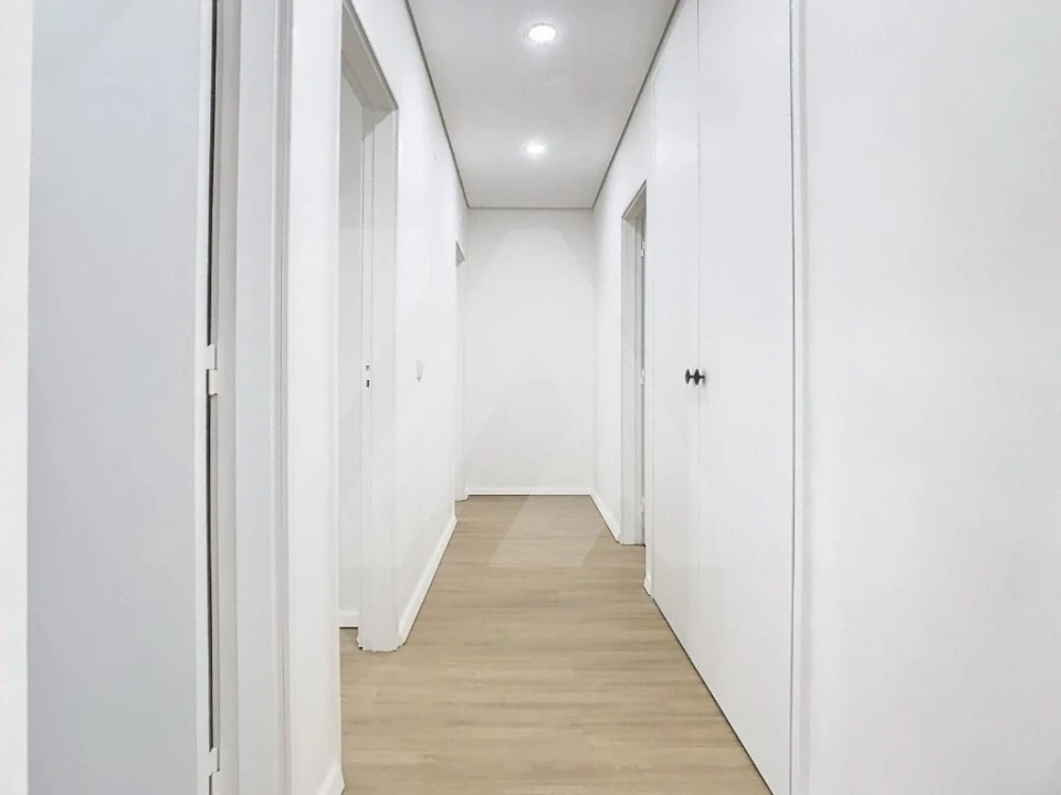 Apartamento T3 para Venda em Ovar, São João, Arada e São Vicente de Pereira Jusã Foto 3