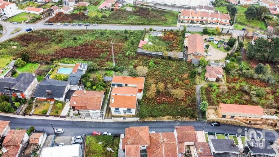 Terreno para Venda em Vila de Cucujães Foto 7