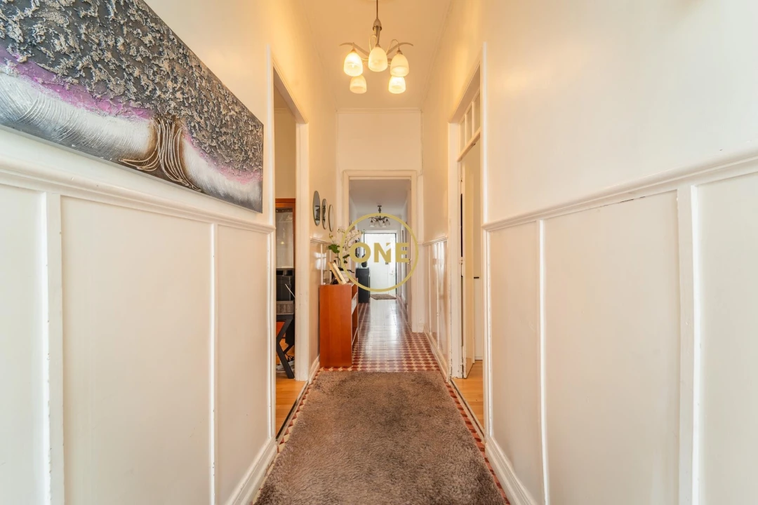 Moradia T4 para Venda em Ponta Delgada (São José) Foto 3