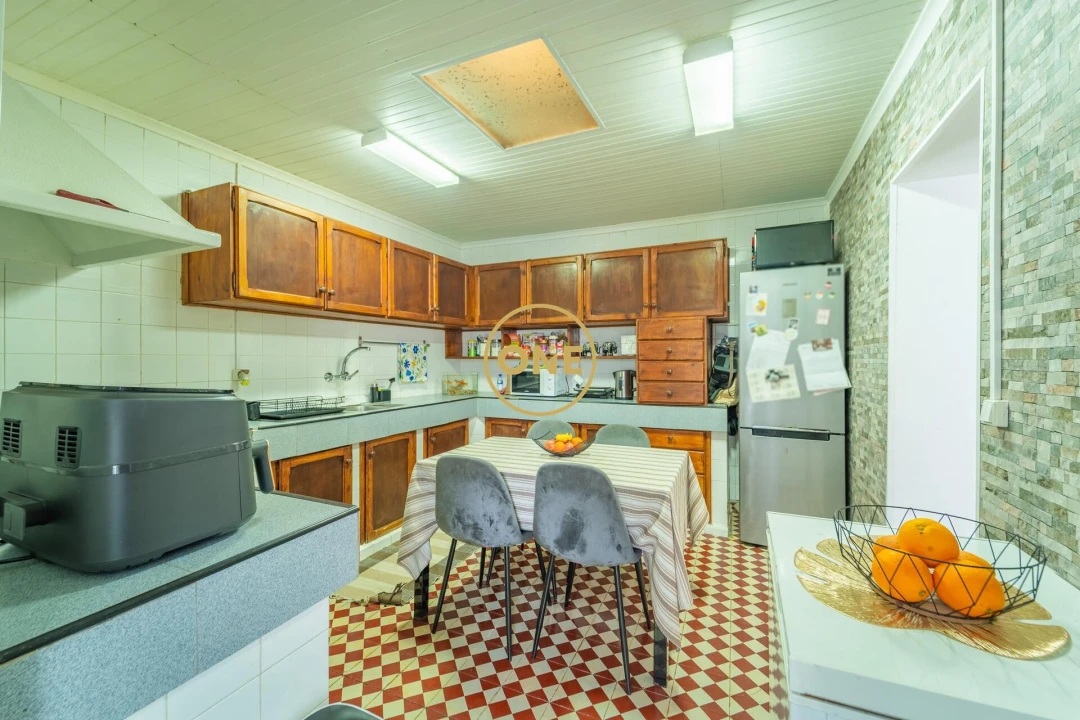 Moradia T4 para Venda em Ponta Delgada (São José) Foto 10