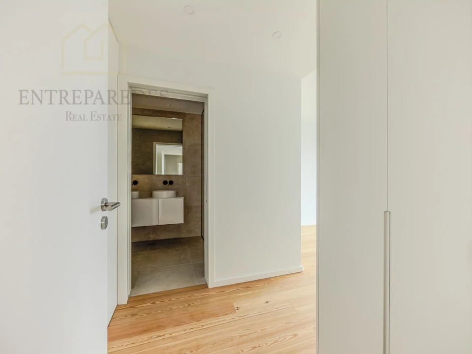 Apartamento T3 para Venda em Santa Marinha e São Pedro da Afurada Foto 7