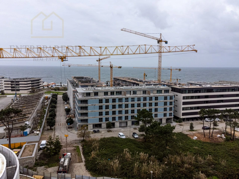 Apartamento T3 para Venda em Santa Marinha e São Pedro da Afurada Foto 42