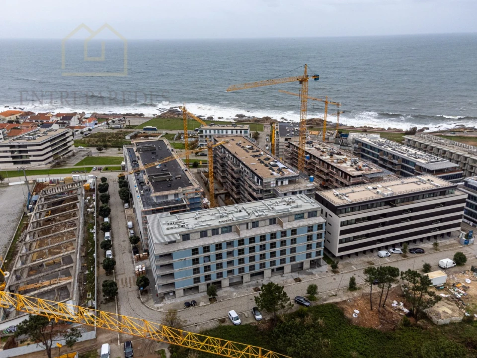 Apartamento T3 para Venda em Santa Marinha e São Pedro da Afurada Foto 43