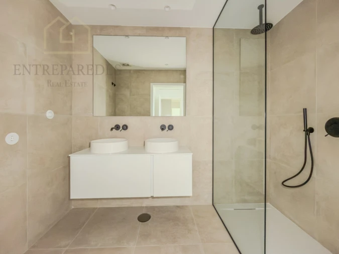 Apartamento T3 para Venda em Santa Marinha e São Pedro da Afurada Foto 8