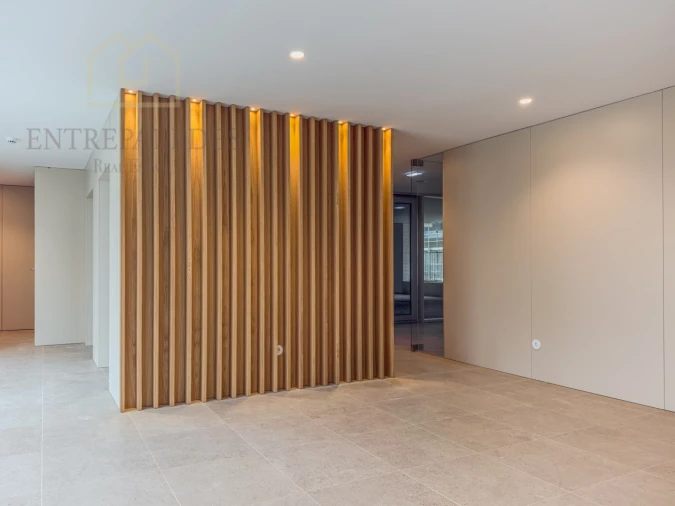 Apartamento T3 para Venda em Santa Marinha e São Pedro da Afurada Foto 24