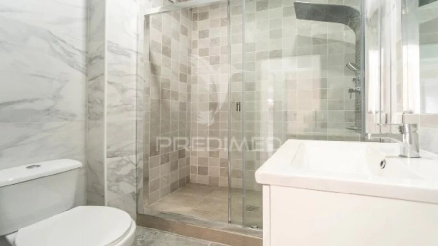 Apartamento T1 para Venda em Arroios Foto 7