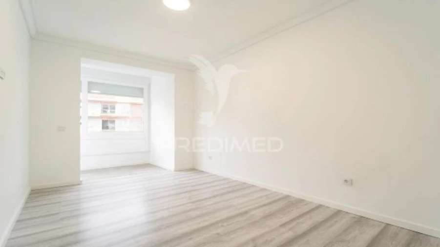 Apartamento T1 para Venda em Arroios Foto 3