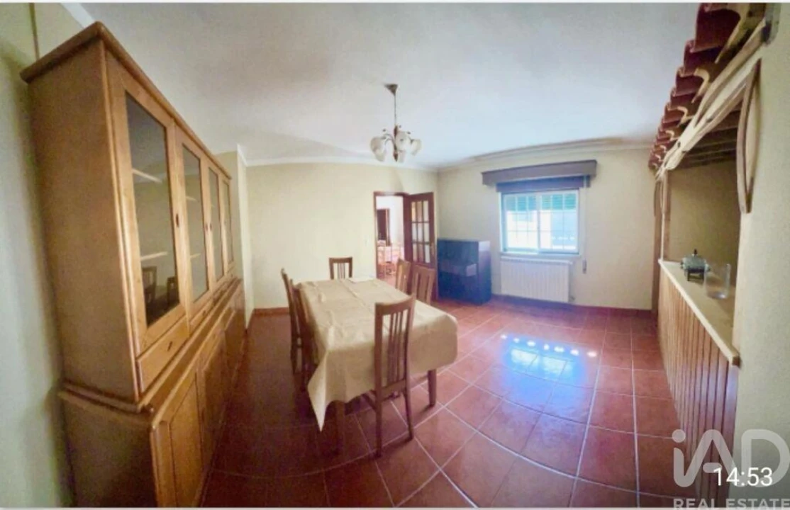 Moradia T7 para Venda em Abraveses Foto 10