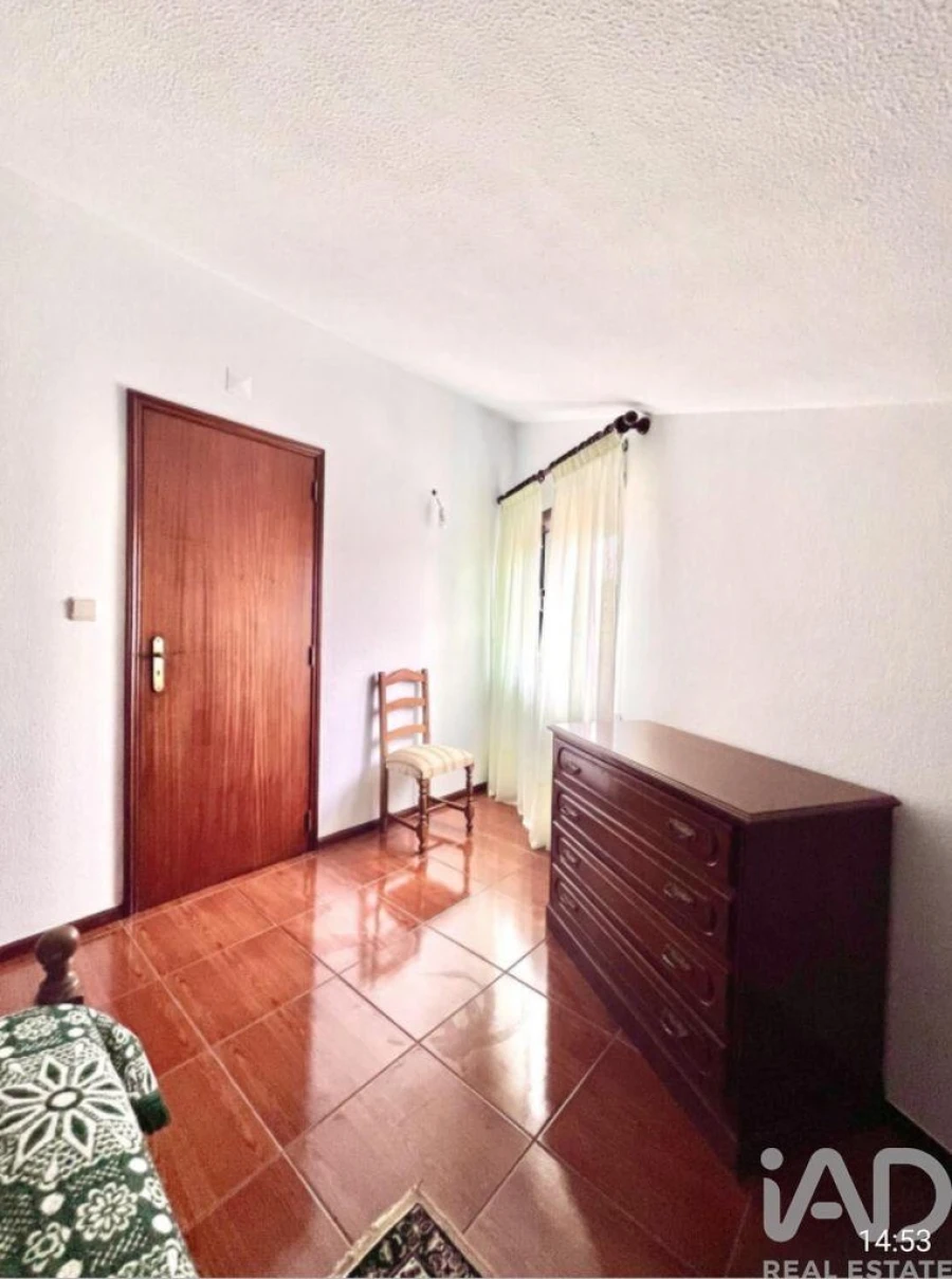 Moradia T7 para Venda em Abraveses Foto 13