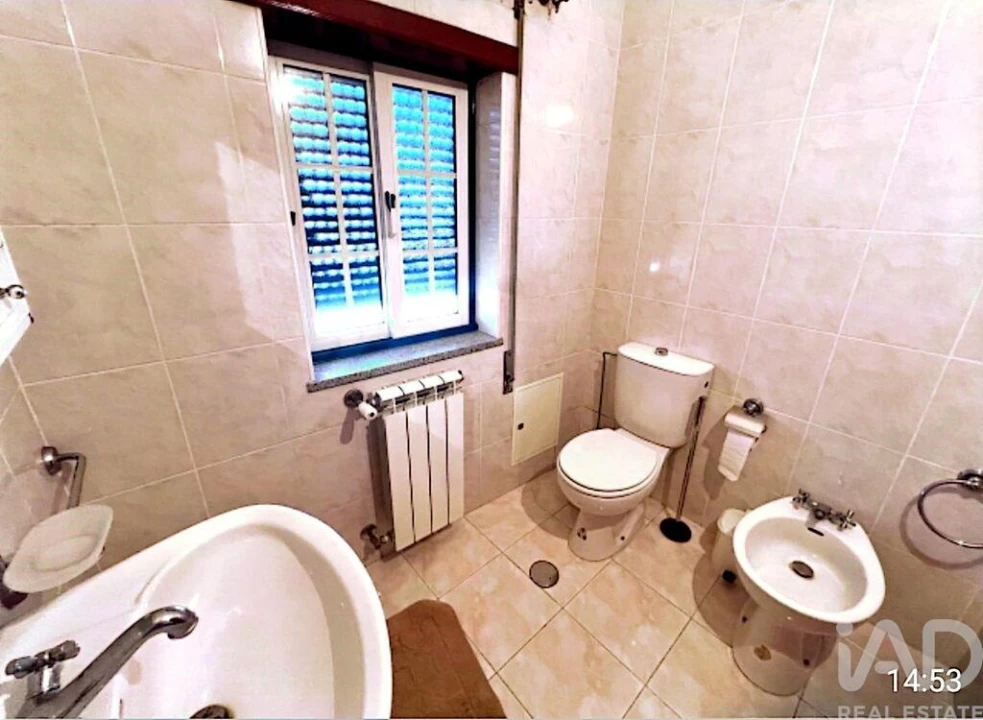 Moradia T7 para Venda em Abraveses Foto 4