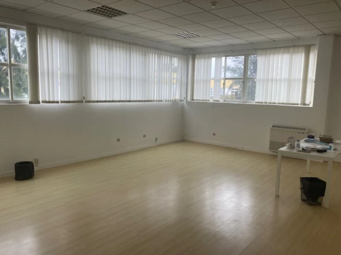 Armazém para Arrendamento em São João das Lampas e Terrugem Foto 5