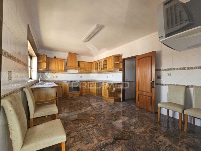 Apartamento T4 para Venda em Gaio-Rosário e Sarilhos Pequenos Foto 1