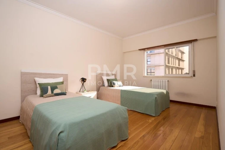 Apartamento T3 para Arrendamento em Lumiar Foto 6