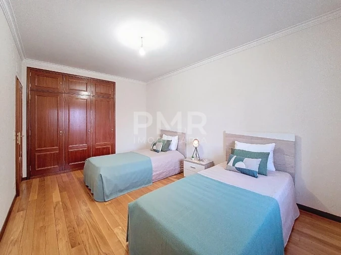 Apartamento T3 para Arrendamento em Lumiar Foto 13