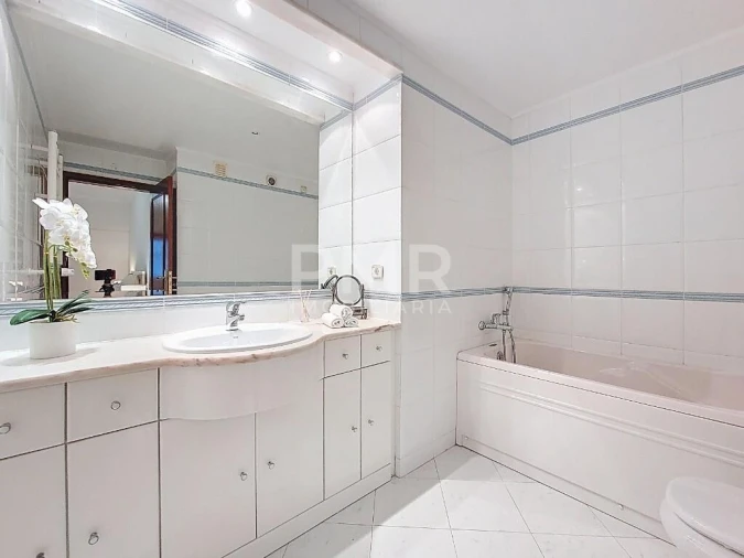 Apartamento T3 para Arrendamento em Lumiar Foto 7