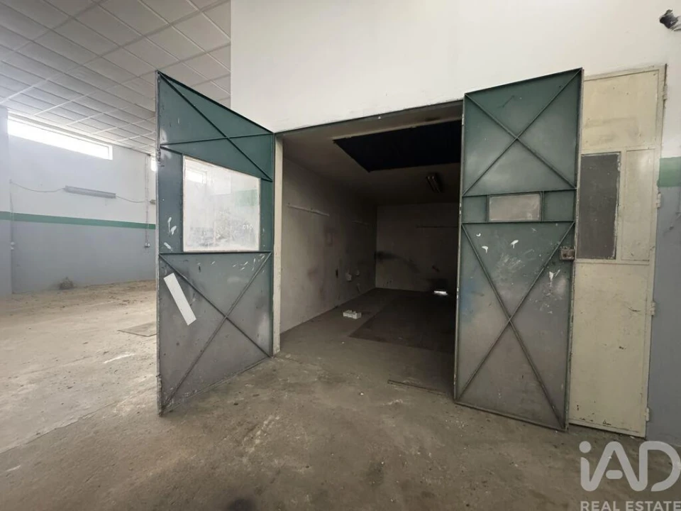 Loja para Venda em Madalena e Beselga Foto 9