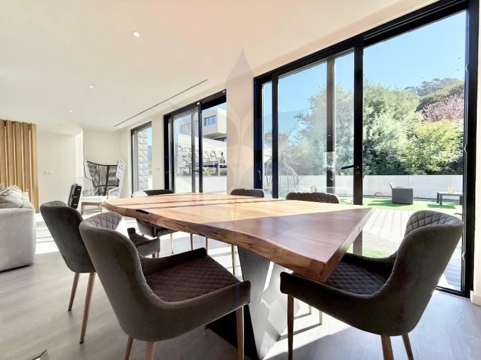 Moradia T4 para Venda em Palmeira Foto 28