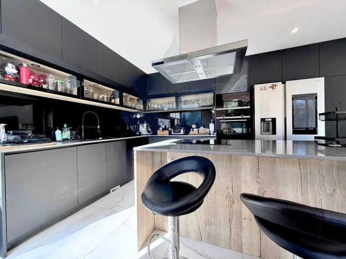 Moradia T4 para Venda em Palmeira Foto 33