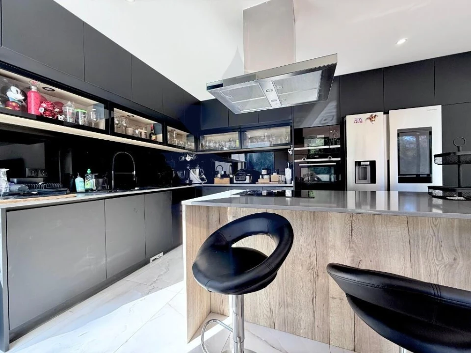 Moradia T4 para Venda em Palmeira Foto 33