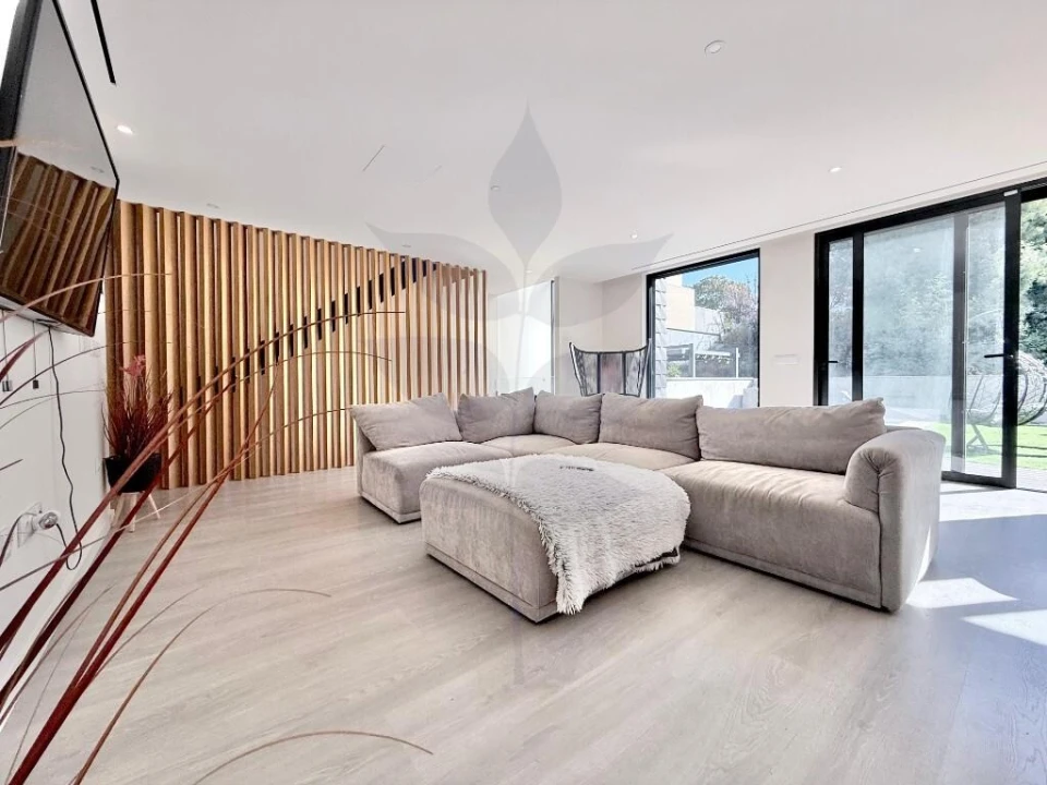 Moradia T4 para Venda em Palmeira Foto 3