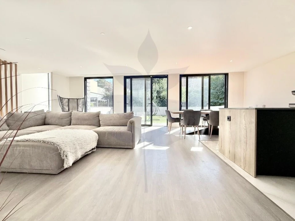 Moradia T4 para Venda em Palmeira Foto 30