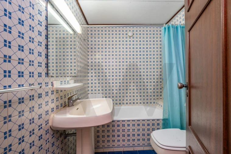 Apartamento T5 para Venda em São Martinho Foto 18