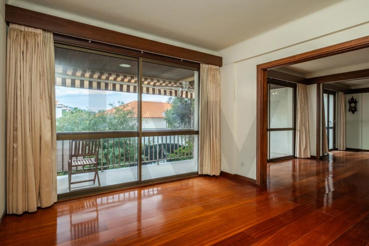 Apartamento T5 para Venda em São Martinho Foto 14