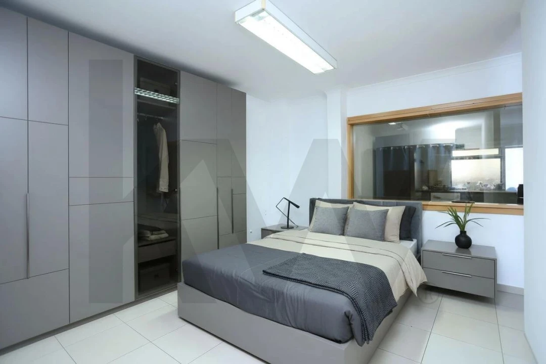 Escritório para Venda em Louriçal Foto 2