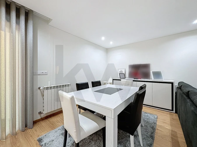 Apartamento T2 para Venda em Santa Maria da Feira, Travanca, Sanfins e Espargo Foto 4