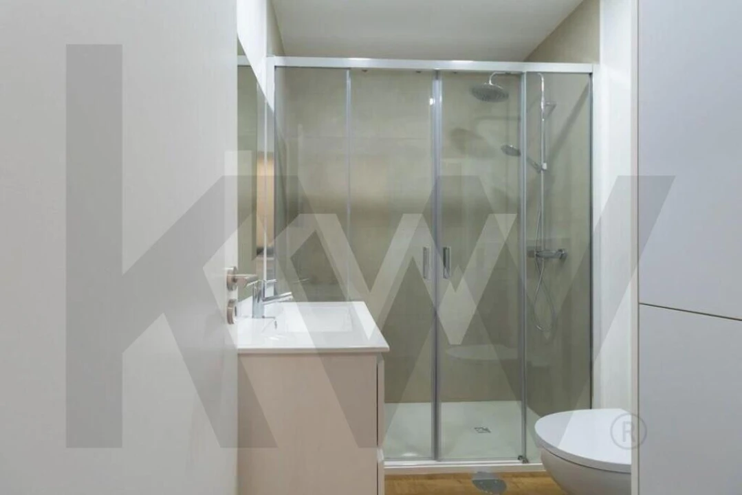 Apartamento T1 para Arrendamento em Aldoar, Foz do Douro e Nevogilde Foto 3